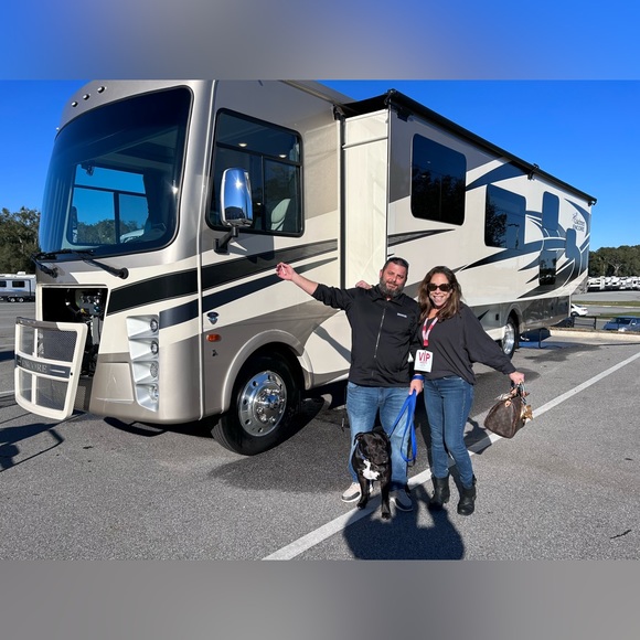 Featuring the HOTTEST in Quality, Sophistication, and Designer Deals! NEW ITEMS! - Picture 4 of 4